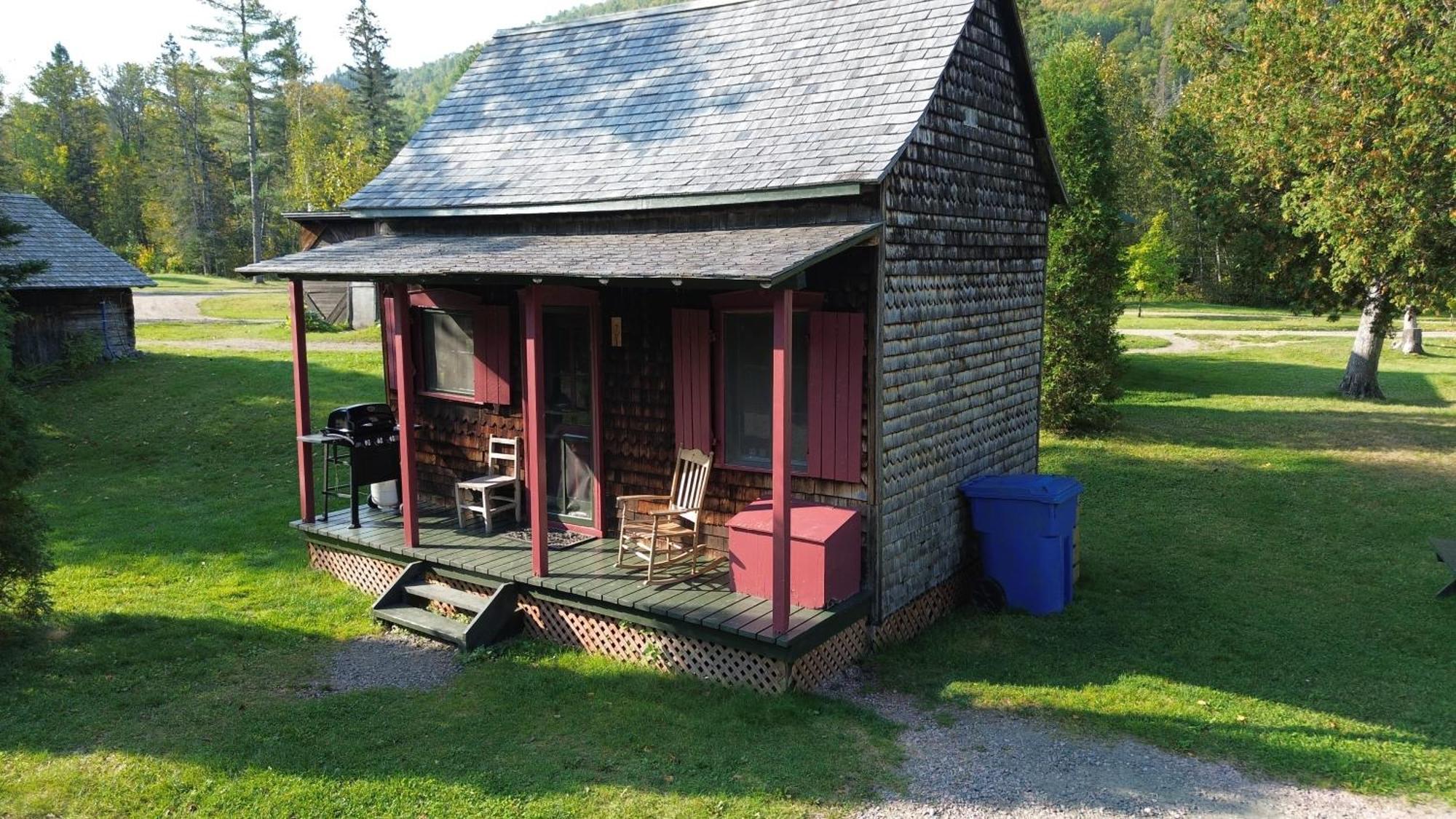 Villa Rivière Petit Saguenay Esterno foto